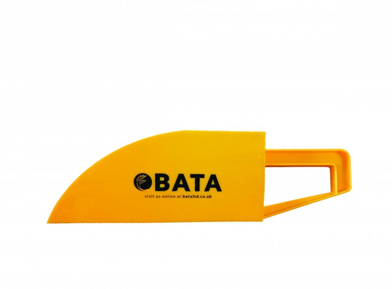 BATA BATA Plastic Feed Scoop